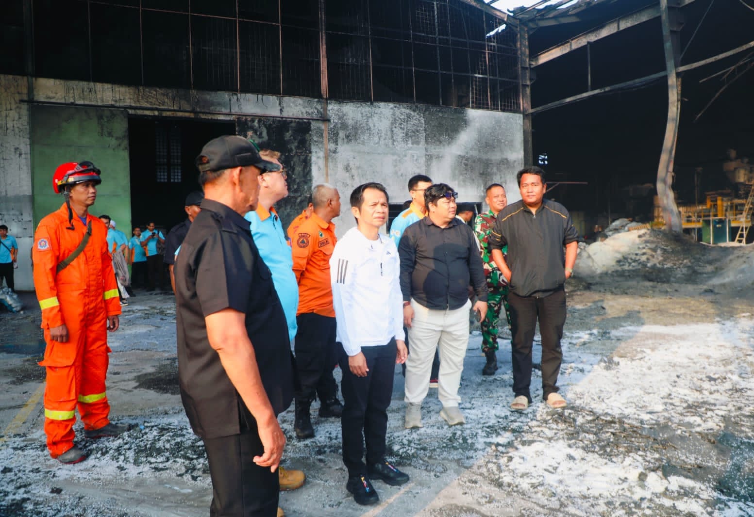 Om Zein Kunjungi PT Iluva yang Dilanda Kebakaran, Beri Dukungan dan Semangat kepada Karyawan