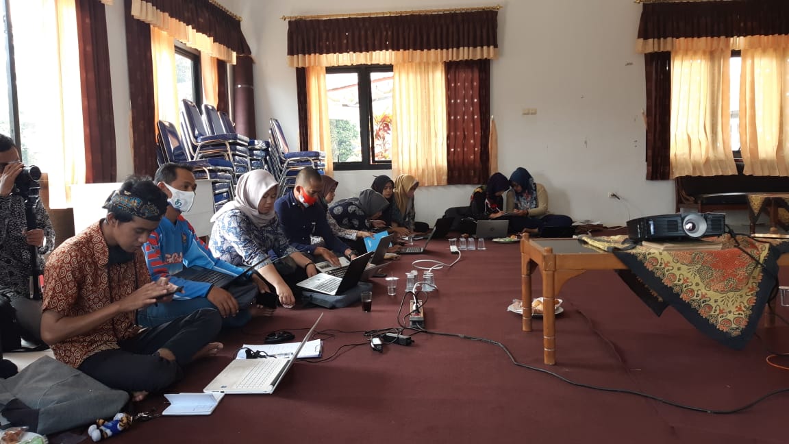 Sosialisasi Webdesa Bersama diskominfo dipagi Hari